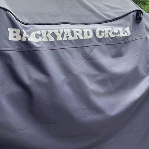 Meet your Posher, Chrissy